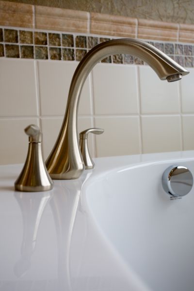 Bathtub Faucet Repair in Green Bay